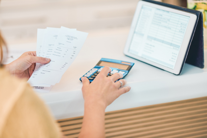 Reviewing Financial Transactions Bookkeeping services for retail business